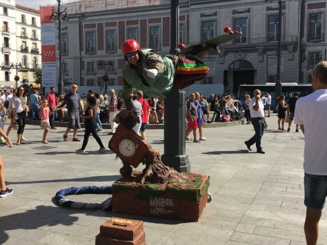 Street performer, how does he do that?